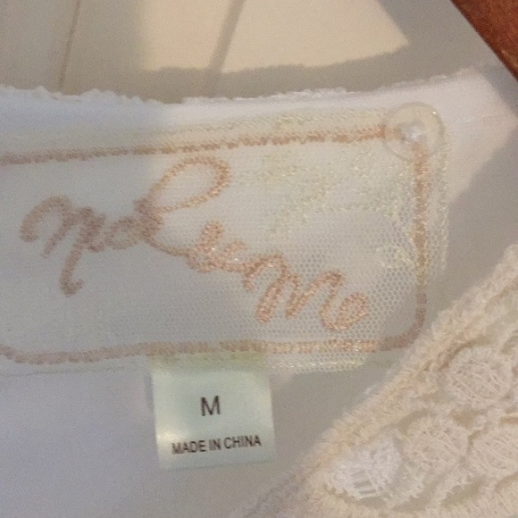 Gorgeous lace dress with short slip liner - Picture 5 of 8